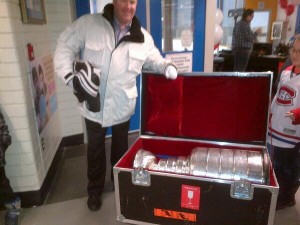 stanley-cup-in-case